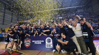 Η στιγμή της δικαίωσης: Η απονομή του «εισιτηρίου ανόδου» στους παίκτες του Ηρακλή