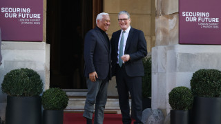 Βρετανία: Ποιος είναι ο 21χρονος που συνελήφθη για τις εμπρηστικές επιθέσεις κατά του Στάρμερ