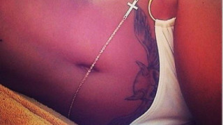 Το καυτό τατουάζ της Ηλιάδη που προκάλεσε... αντιδράσεις 