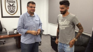 Στα γραφεία ο Αθανασιάδης 