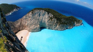 Σκάνδαλο μεγατόνων στη Ζάκυνθο