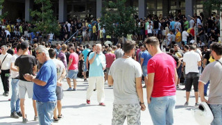 Η αγωνία στο κατακόρυφο!