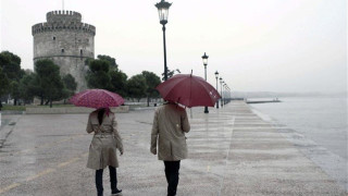 Καιρός: Τοπικές νεφώσεις και καταιγίδες