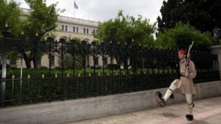 Οι υποψήφιες για τη διαδοχή του Παπούλια