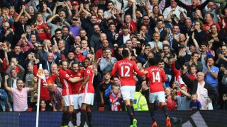 Η Γιουνάιτεντ είναι εδώ και το «φώναξε» με 4αρα επί της πρωταθλήτριας!