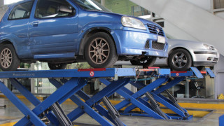 Πώς θα τσεκάρουν ΚΤΕΟ, ασφάλιστρα και τέλη: Τα πρόστιμα