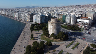 Θεσσαλονίκη: Ανατροπή με το πρόστιμο στους μουσικούς του δρόμου (vid)