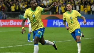 Βινίσιους: «Πάντα ο Αντσελότι ήταν ο καλύτερος προπονητής που είχα»