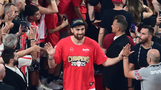 Ολυμπιακός: Μένει με μεγάλη αύξηση ο Μιλουτίνοφ-Η αντίδραση Γιαννακόπουλου