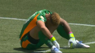 Μαμελόντι-Ντόρτμουντ: Epic fail για... όσκαρ από τον τερματοφύλακα-Έδωσε ασίστ στον αντίπαλο και... 1-1