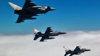 Διπλωματικό μήνυμα με… τορπίλες: «Αν δώστε Eurofighter στην Τουρκία...»