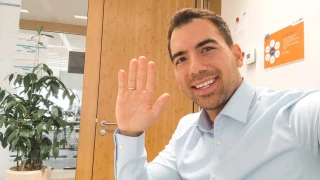 Ποιος είναι ο Δημήτρης Σαββίδης που δέχεται απειλές για τη ζωή του