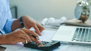 Πότε λήγουν οι φορολογικές δηλώσεις: Αντίστροφη μέτρηση για την έκπτωση 2%