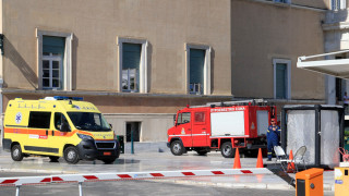 Βουλή: Μεγάλη κινητοποίηση λόγω ύποπτου φακέλου