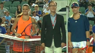 Δεν        τα      κατάφερε η Σάκκαρη κόντρα στην Κέρμπερ