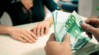 Tα 15 επιδόματα που ζητά η Παγκόσμια Τράπεζα να καταργηθούν