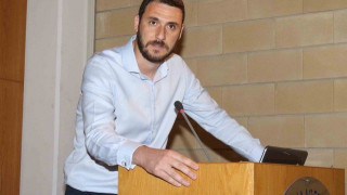 Παραίτηση Δέδε στην ΑΕΚ,  στη θέση του ο Λυσάνδρου