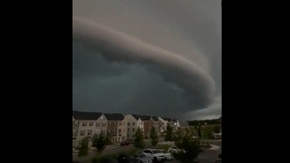 Τι είναι το τεράστιο Shelf Cloud που εμφανίστηκε στη Νέα Υόρκη