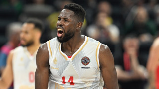 Στην Ντουμπάι BC και ο Μαμ Τζαϊτέ