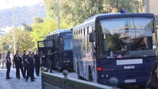 Δολοφονία Γρίβα: Πειθαρχική έρευνα στον δικηγόρο του δράστη-Πέταξε μπουκάλι στη δίκη