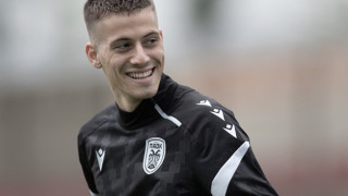 «Ντέλιας» σε πατέρα και γιο ΠΑΟΚτσήδες: «Ούτε εγώ το πιστεύω ότι θα φύγω φέτος»