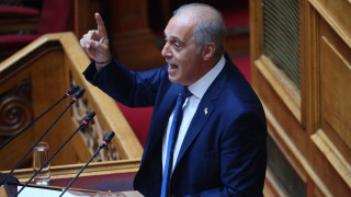 Βελόπουλος: Ζήτησε εκλογές ενώ συζητούνταν το πόρισμα για Καραμανλή