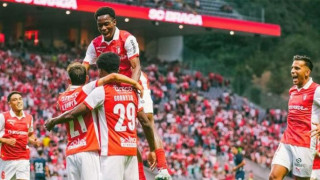 Μουταφίδης: Είναι ανώτερη σε όλα...