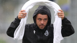 Ο Βιεϊρίνια «τρελαίνει» τους ΠΑΟΚτσήδες και ως… σύμβουλος (vid+pics)