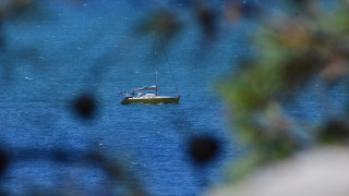 Εύβοια: Φέρι μποτ με 105 επιβάτες «κόλλησε» σε ξέρα στα Νέα Στύρα