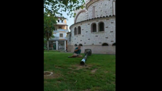 Ευτύχης Μπλέτσας: Έριξε σκουριασμένη κολώνα φωτισμού-Η απολογία και η αποκάλυψη