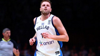 Έκλεισε στην ΑΕΚ ο Χαραλαμπόπουλος