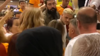 Ικάρντι: Έριξε κουτουλιά σε οπαδό και προκάλεσε χαμό στην Τουρκία