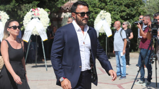 Θόδωρος Καρυπίδης: Παρών στην κηδεία του Απόστολου Βεσυρόπουλου