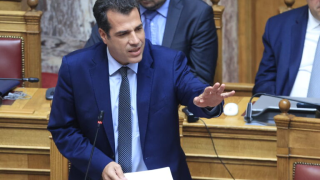 Πλεύρης για μεταναστευτικό: «Το δόγμα είναι φυλακή ή επιστροφή»