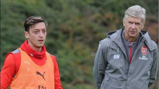 «Θέλω τον       Οζίλ      στην Άρσεναλ     μέχρι τα 38 του»