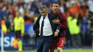 Επικριτικές δηλώσεις             Σάντος για Ρονάλντο!