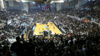 Τι δείχνει για τον Μυστακίδη η απάντησή του στο πιπίλισμα της καραμέλας... “γιατί δεν παίρνει το μπάσκετ;”