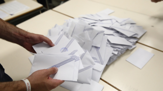 Προτιμούν Καρυστιανού από Σαμαρά οι πολίτες - Φθορά της ΝΔ δείχνει δημοσκόπηση