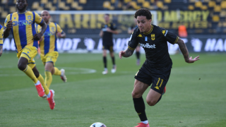 Η Βιτόρια Μπαΐα παρουσίασε Κίκε Σαβέριο