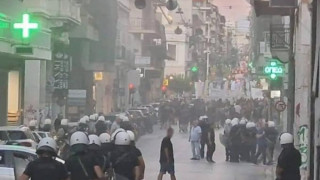 Πάτρα: Ένταση και δακρυγόνα στην πορεία για τον Παύλο Φύσσα