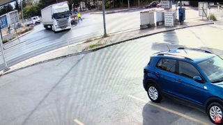 Θεσσαλονίκη: Η στιγμή που ο 29χρονος προσέκρουσε σε φορτηγό