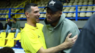 Το στόρι του Σιάο με Αντετοκούνμπο και Ζήση