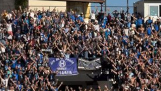 «Για την αρρώστια του Ηρακλή»: Η κυανόλευκη κερκίδα με την Καβάλα (vid)