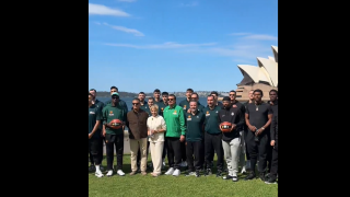 Παναθηναϊκός: Έφτασε Σίδνεϊ και φωτογραφήθηκε μπροστά στην Opera