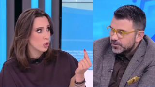 «Οργή» στο OPEN λόγω Ντούσκου: «Δείξτε το πρωτοσέλιδο»