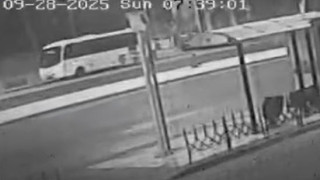 Θεσσαλονίκη: Η στιγμή που ΙΧ παρασύρει τη 40χρονη στην οδό «Μίκη Θεοδωράκη»