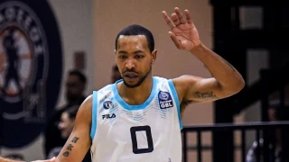 Στον Εισαγγελέα ο Γκάουντλοκ για κατοχή ναρκωτικών: Πώς έφτασε η ΕΛ.ΑΣ. στη σύλληψή του