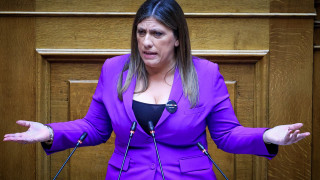 Άγριο επεισόδιο Κωνσταντοπούλου-Μπακογιάννη στη Βουλή: Η «υστερική» και η «Μαρία Αντουανέτα»