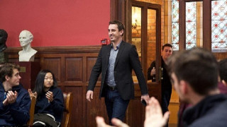 Αυτούς τους 11 θέλει               να βλέπει βασικούς ο Νέβιλ