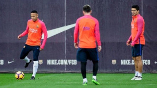 «Γλέντησε» Μέσι και Σουάρες ο Νεϊμάρ στη προπόνηση (vid)